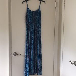 NWOT Blue Tribal Print Maxi dress